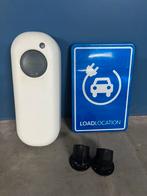 NewMotion Laadpaal met laadbord & ophang systemen, Ophalen, Zo goed als nieuw, Laadpaal