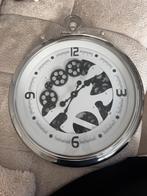Zeer mooie klok met haak van RM, Huis en Inrichting, Ophalen, Zo goed als nieuw, Wandklok