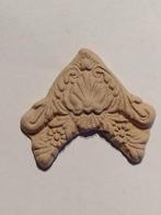 beige keramisch hoekornament / miniatuur, Ophalen, Nieuw, Decoratie