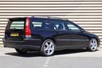 Volvo V70 2.5 R | YOUNGTIMER | 335pk | Dealer onderhouden, Keurmerk '100% Onderhouden', 12 maanden, Stof, Handgeschakeld