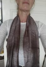 Nieuwe handgemaakte 100% zijden sjaal grijsbruin 162x32, Verzenden, Nieuw, Maat 46/48 (XL) of groter, Sjaal