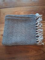 Plaid zo goed als nieuw, Huis en Inrichting, Woonaccessoires | Plaids en Woondekens, Ophalen, Zo goed als nieuw