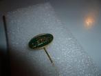 Koper Groen Derby Speldje., Verzamelen, Speldjes, Pins en Buttons, Ophalen of Verzenden, Zo goed als nieuw