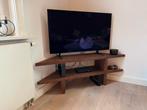 Tv hoekmeubel - massief hout en ijzeren beugels, Huis en Inrichting, Kasten | Televisiemeubels, Ophalen, Gebruikt, 100 tot 150 cm