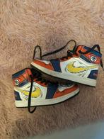 Super gave Nikes Dragon ball z maat 37, Ophalen of Verzenden, Zo goed als nieuw, Nike, Jongen of Meisje
