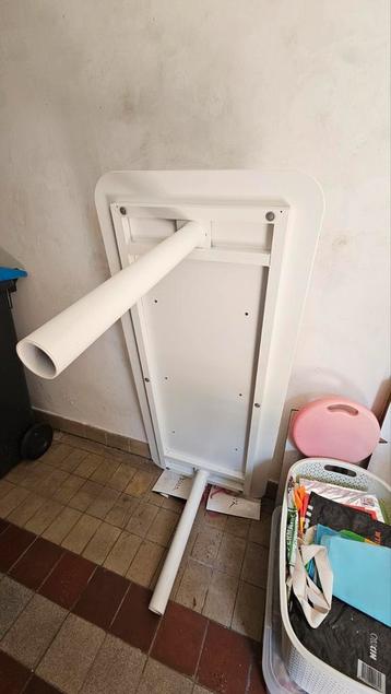 Ikea bureau 'BEKANT' 60 x 140 cm - afbeelding 4