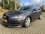 Audi A3 Sportback 1.6 TDI Attraction Pro Line Business, BJ`2, Euro 5, Stof, Gebruikt, 4 cilinders