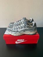 Nike P-6000 Flat Pewter | EU 44.5, Overige kleuren, Nike, Nieuw, Ophalen of Verzenden