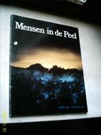 Mensen in de Peel., Ophalen of Verzenden, 20e eeuw of later, Zo goed als nieuw