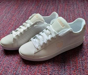 Nieuwe KSWISS beschikbaar voor biedingen