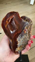 Prachtige agaat op standaard, Verzamelen, Mineralen en Fossielen, Ophalen of Verzenden