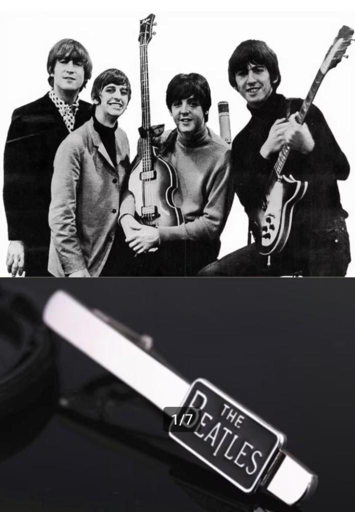 Beatles dasspeld, Kleding | Heren, Stropdassen, Nieuw, Overige kleuren, Verzenden