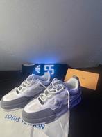 Louis Vuitton Sneakers - Maat 44 goed als nieuw, Kleding | Heren, Schoenen, Ophalen of Verzenden, Zo goed als nieuw, Wit, Sneakers of Gympen