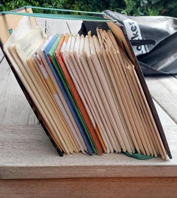 Hele postzegelverzameling (wd30) beschikbaar voor biedingen