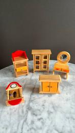 Poppenhuis meubels hout klok, kasten, Poppenhuis, Ophalen of Verzenden, Zo goed als nieuw