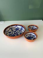 Aardewerk servies mexicaans/portugees blauw bloemen, Huis en Inrichting, Keuken | Servies, Ophalen of Verzenden, Zo goed als nieuw