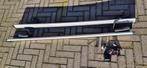 Thule wingbar 962   1350 mm en rapid crossroad 775, Auto diversen, Ophalen, Zo goed als nieuw