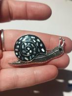 Broche slak Parelmoer, Sieraden, Tassen en Uiterlijk, Broches, Overige materialen, Zwanensingel 239, Nieuw, Opallove