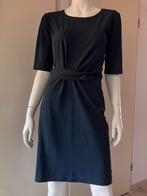 Donkerblauwe jurk maat 38, Maat 38/40 (M), Blauw, Ophalen of Verzenden, Knielengte