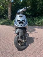Piaggio Zip 70cc AC, Fietsen en Brommers, Scooters | Piaggio, Ophalen, Tweetakt, Zip, Zo goed als nieuw
