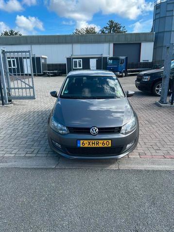 Volkswagen Polo 1.2 TSI 66KW 2012 Grijs beschikbaar voor biedingen