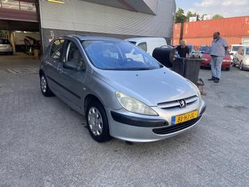 Peugeot 307 1.6-16V XT beschikbaar voor biedingen