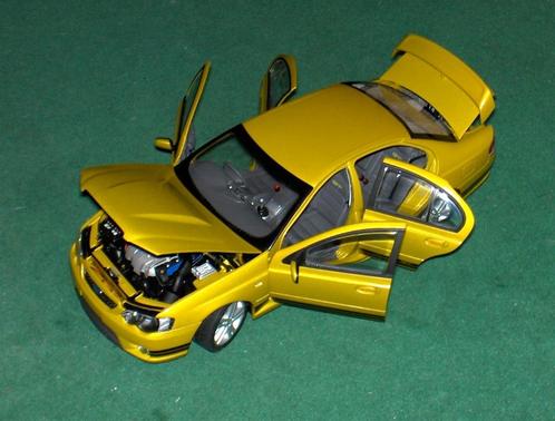 1/18 Ford BA Falcon FPV GT-P - Biante Acid Rush, Hobby en Vrije tijd, Modelauto's | 1:18, Nieuw, Ophalen of Verzenden