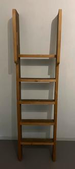 Rechte houten trap voor hoogslaper van Saartje Prum, Doe-het-zelf en Verbouw, Ladders en Trappen, Ophalen, Gebruikt, Trap, Minder dan 2 meter