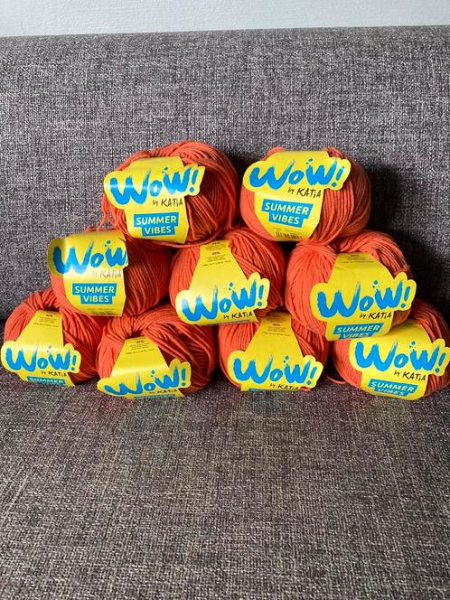 Pakket van 9 Bollen WOW van Katia kleur 93, Hobby en Vrije tijd, Breien en Haken, Nieuw, Breien, Wol of Garen, Verzenden