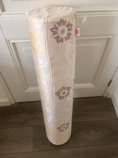 Rolkussen, Huis en Inrichting, Woonaccessoires | Kussens, Zo goed als nieuw, Beige, Cilindervormig, Ophalen