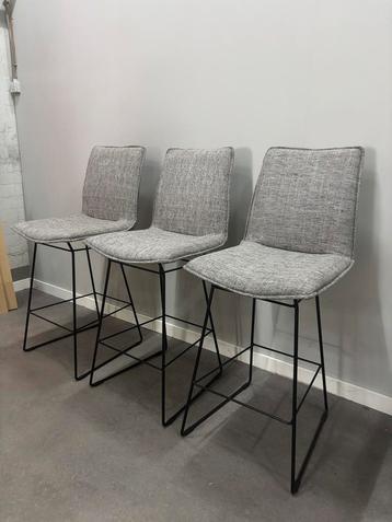 3 NIEUWE design barkrukken 73 cm beschikbaar voor biedingen