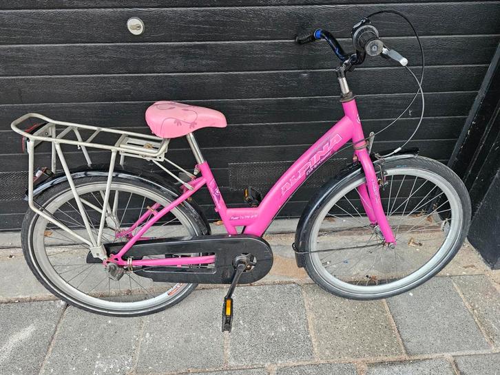 Roze Alpina kinderfiets 22 inch, Fietsen en Brommers, Fietsen | Meisjes, Gebruikt, 24 inch, Handrem, Versnellingen, Ophalen of Verzenden
