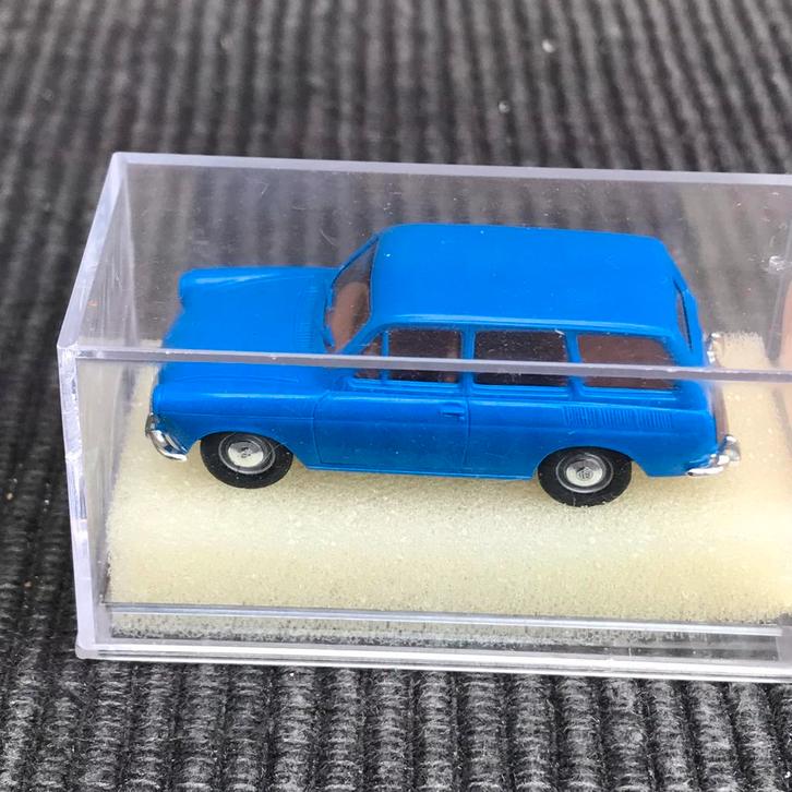 1:87 VOLKSWAGEN VW PONTON VARIANT …… 5,-, Hobby en Vrije tijd, Modelauto's | 1:87, Zo goed als nieuw, Auto, Brekina, Ophalen of Verzenden