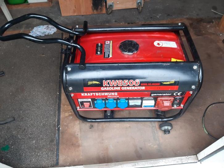 Krachtpatser KW8500 Benzine Generator - 8500W, Doe-het-zelf en Verbouw, Aggregaten, Gebruikt, Benzine, 5 tot 10 kVA, Ophalen of Verzenden