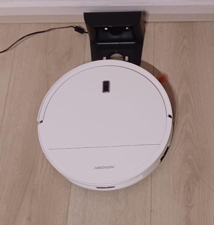 Robot stofzuiger, Witgoed en Apparatuur, Stofzuigers, Zo goed als nieuw, Robotstofzuiger, Minder dan 1200 watt, Reservoir, Ophalen