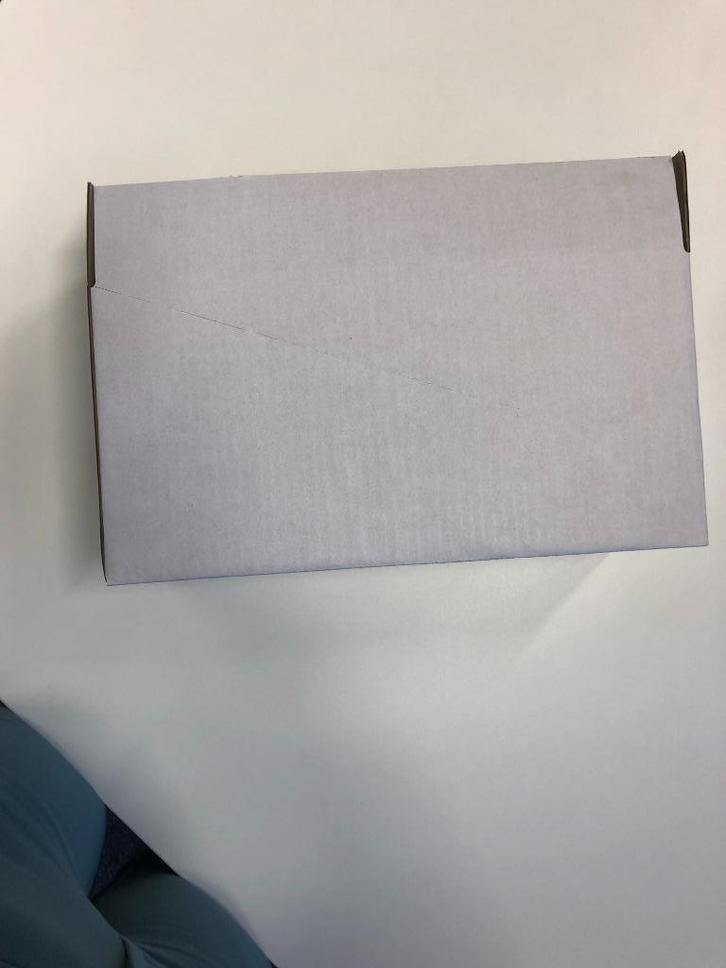 Praktische Witte Kartonnen Dozen, Doe-het-zelf en Verbouw, Kratten en Dozen, Nieuw, Doos, Minder dan 50 cm, Minder dan 35 cm, Minder dan 40 cm