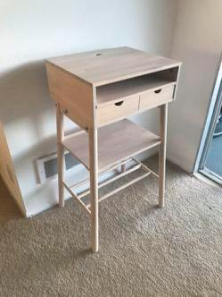 IKEA KNOTTEN Standing Desk beschikbaar voor biedingen