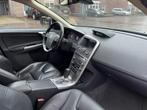 Volvo XC60 2.4D AWD AUTOMAAT / LEDER / NAVI / CAMERA / TREKH, Auto's, Automaat, 1716 kg, Gebruikt, 197 €/maand