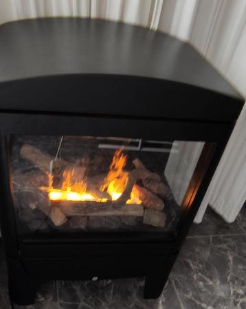Faber 3 zijdig waterdamp haard opti-myst verwarming  beschikbaar voor biedingen