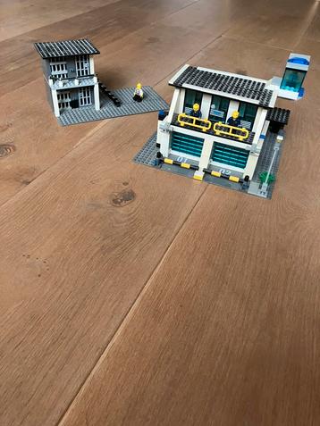 LEGO Politiebureau–Zelfgebouwd beschikbaar voor biedingen