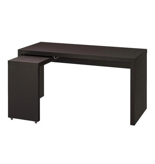 2 bureaus zwart Ikea. Voor een schappelijk bod, Huis en Inrichting, Bureaus, Gebruikt, Ophalen