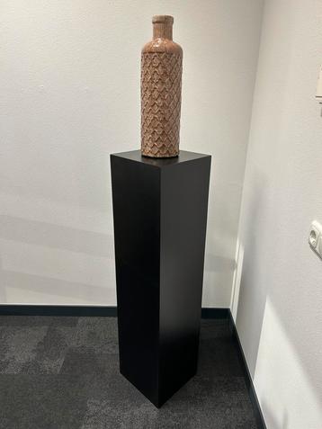 NIEUW - Zwarte zuil/sokkel - 30x30x120cm beschikbaar voor biedingen