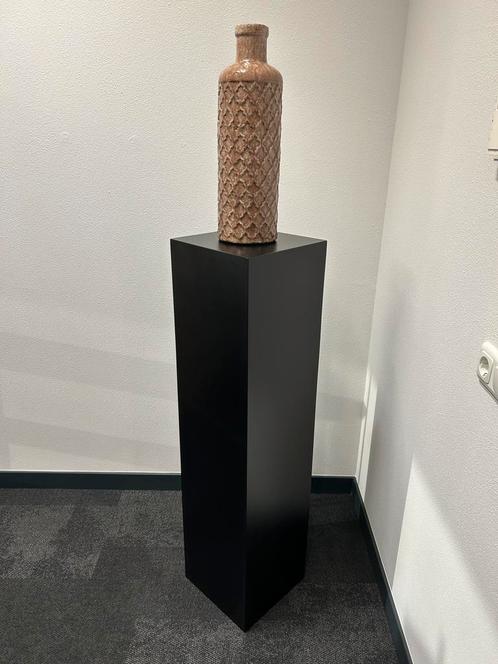 NIEUW - Zwarte zuil/sokkel - 30x30x120cm, Huis en Inrichting, Woonaccessoires | Zuilen en Pilaren, Nieuw, Ophalen of Verzenden
