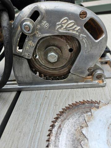 ELU cirkelzaag beschikbaar voor biedingen