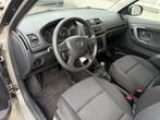 Skoda Fabia 1.6-16V 105 PK Automaat| CarPlay| Camera!, Auto's, Skoda, Voorwielaandrijving, Euro 5, Stof, Gebruikt