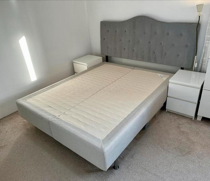 IKEA Boxspring + Hoofdbord + GRATIS Topmatras, Huis en Inrichting, Slaapkamer | Bedden, Gebruikt, Tweepersoons, 180 cm, 200 cm