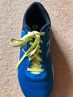 New Balance indoor sportschoenen, maat 34,5, blauw geel, Ophalen of Verzenden, Zo goed als nieuw