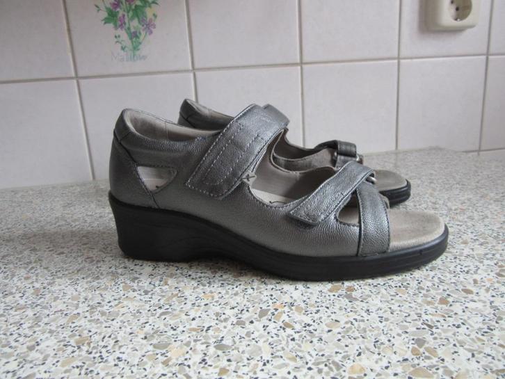 ZGAN Xsensible sandalen - 36 H, Kleding | Dames, Schoenen, Zo goed als nieuw, Sandalen of Muiltjes, Grijs, Verzenden