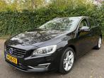 Volvo V60 2.4 D6 AWD Plug-In Hybrid Summum 2013 NIEUWE APK, Auto's, Automaat, Startonderbreker, Zwart, Vierwielaandrijving