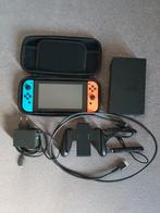 Krasvrije Nintendo Switch (blauw/rood) met accessoires, Avontuur en Actie, 1 speler, Ophalen of Verzenden, Zo goed als nieuw